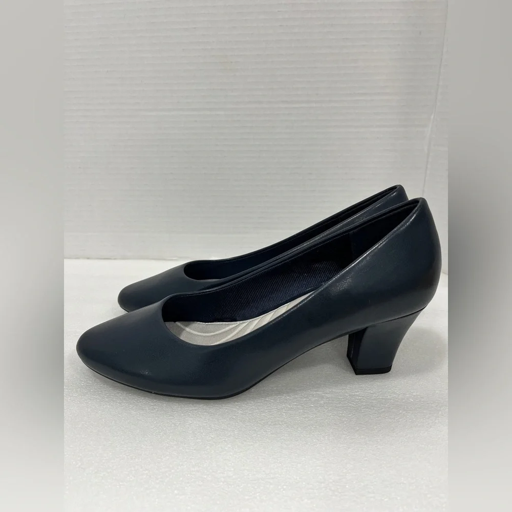 Easy Street Ballari Womens Round Stiletto Heel Pumps Size 9M Color‎ Navy